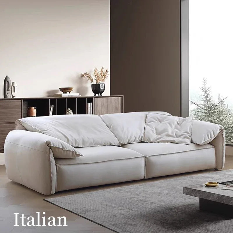Luxuriöses Designer Ledersofa im italienischen Minimalismus – Große moderne Lounge-Couch mit Chaiselongue, skandinavischer Stil, individuell konfigurierbar