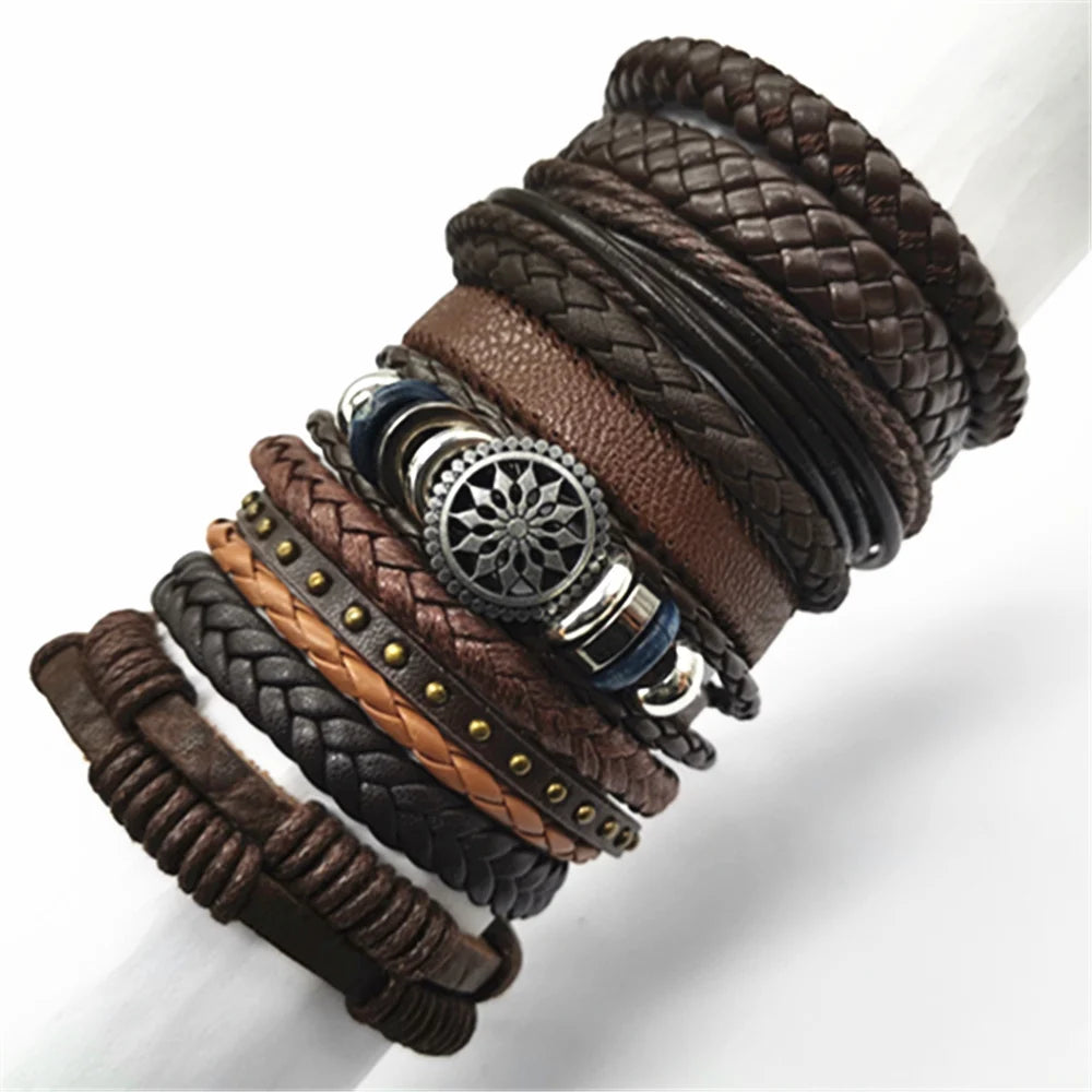 10er Set Lederarmbänder Unisex – Handgefertigte schwarze Wickelarmbänder im Casual & Sporty Style, größenverstellbar