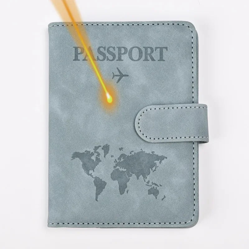 CEXIKA Personalisierte Reisepasshülle – PU-Leder Passport Cover mit Namensgravur als Geschenk zur Hochzeit & Reise