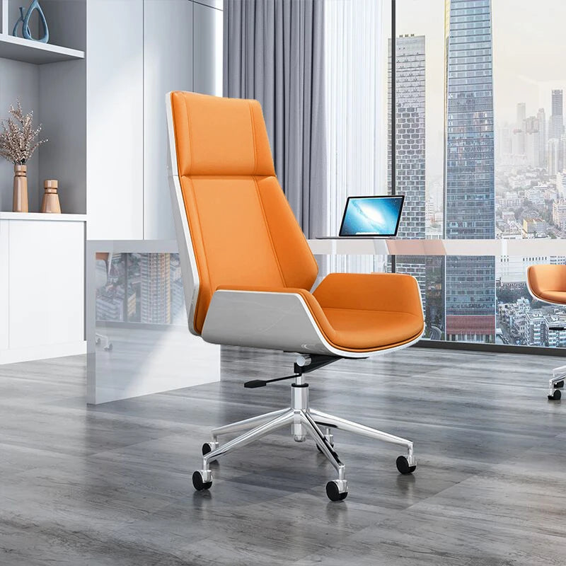 Boss Bürostuhl mit hoher Rückenlehne aus Leder – Drehbarer Executive Office Chair im Light-Luxury Stil für Büro, Studium & Meetings