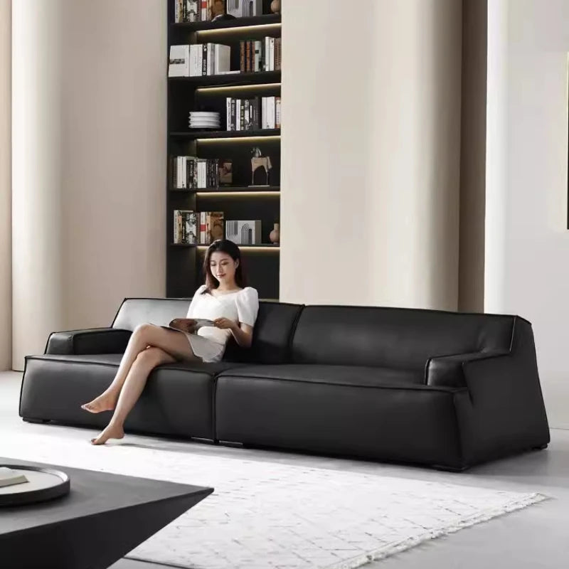 Europäisches minimalistisches Designer Ledersofa – Hochwertige Leder Lounge Couch für Wohn- & Schlafzimmer im postmodernen Stil