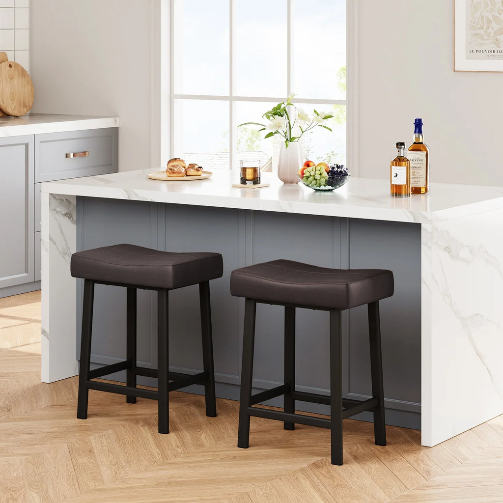 HiMISS Barhocker 2er Set ohne Rückenlehne – 61 cm Tresenhocker mit Sattelsitz aus PU-Leder, moderne Küchen- & Barstühle mit Metallgestell