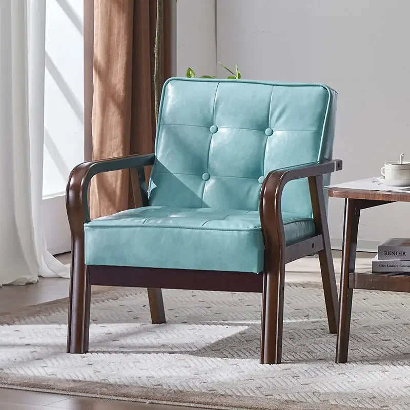 Nordischer Retro Holzstuhl mit Armlehnen – Minimalistischer Wohnzimmerstuhl aus Massivholz mit Lederbezug, Moderner Lounge- &amp; Sesselstuhl
