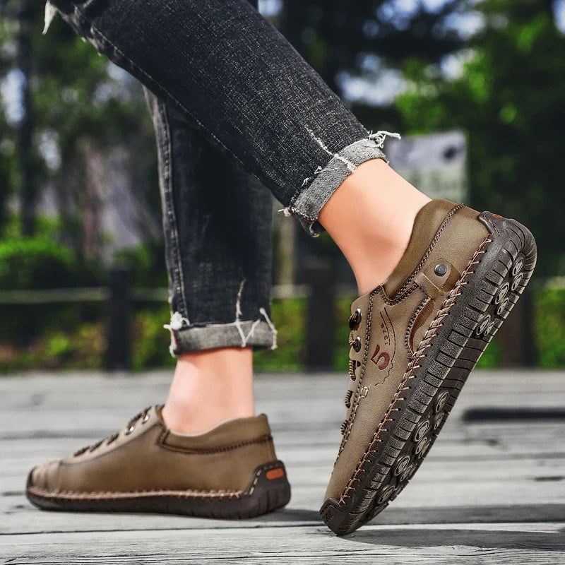 Herren Leder Freizeitschuhe – Bequeme Moccasin Flats mit rutschfester Sohle, klassischer Style für Outdoor & Alltag