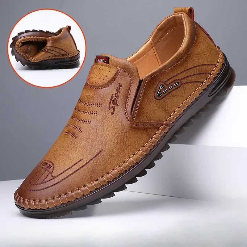 Herren Leder Look Loafer – Handgefertigte Slip-On Mokassins, leichte Business- & Freizeitschuhe mit weicher Sohle für Sommer