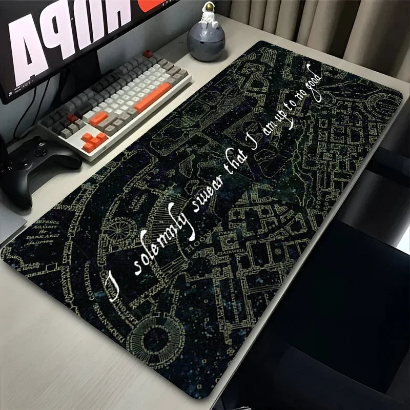 XXL Gaming Mousepad mit Anime Schloss Motiv – Großes Desk Mat 900×450 mm, Rutschfestes Mauspad & Tastaturunterlage für PC & Laptop
