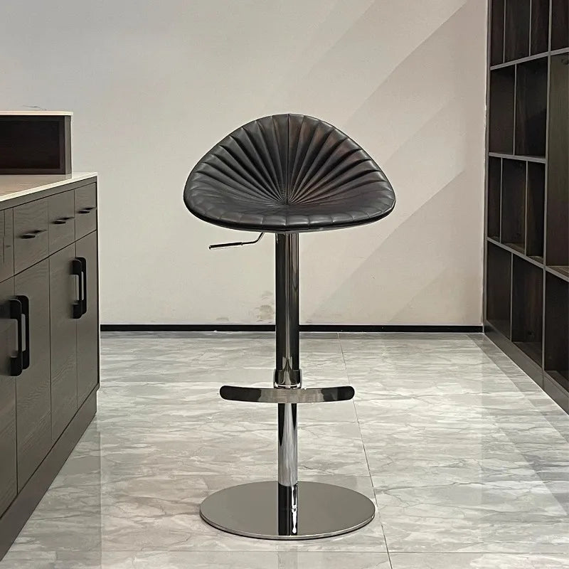 Designer Leder Barhocker mit Rückenlehne – Höhenverstellbarer &amp; drehbarer Minimalistischer Barstuhl in Light-Luxury-Optik 