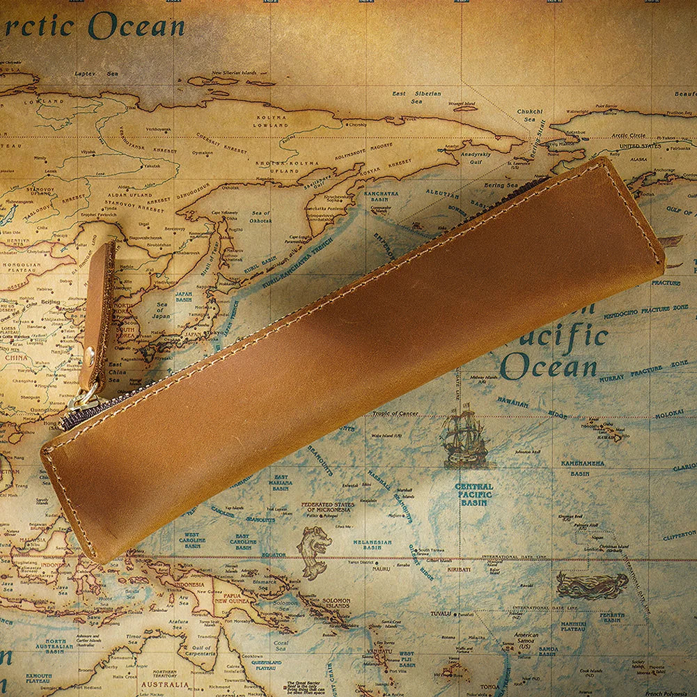 Mini Stifteetui aus echtem Leder – Handgefertigter Leder-Organizer für Büro, Schule & Reisen