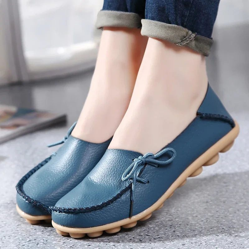 YBQJOO Damen Flats – Slip-On Mokassins aus echtem Leder, runde Zehen, bequeme Loafers für Alltag, Pflege & Plus Size 33-50