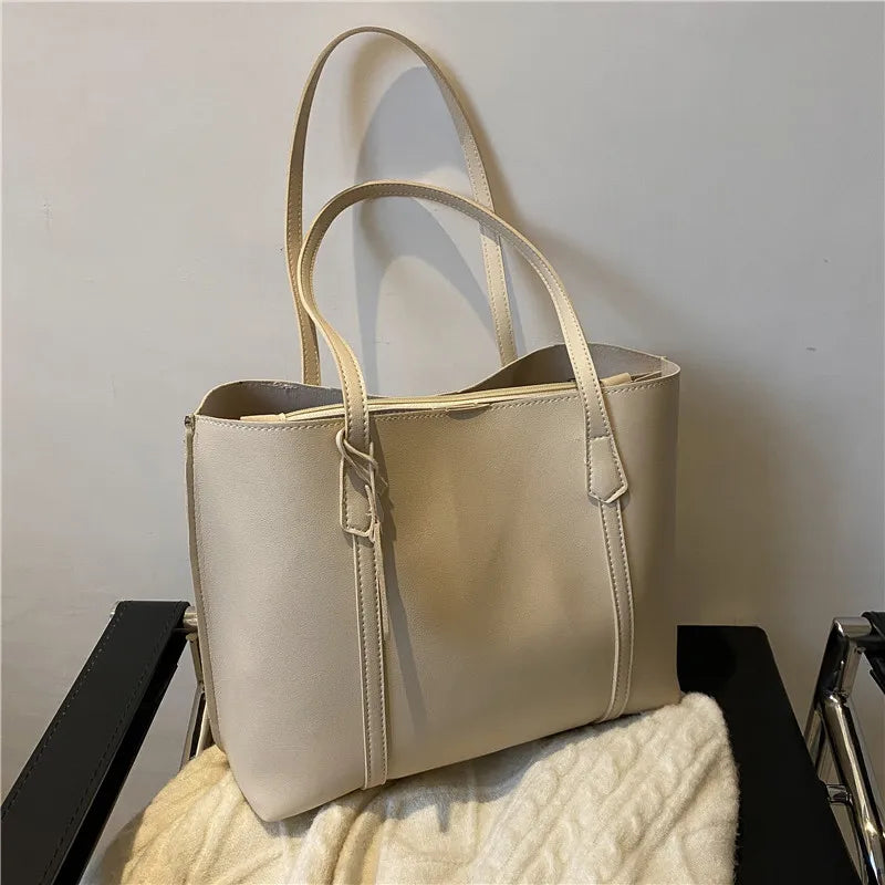 Gros sac fourre-tout pour femme en cuir PU blanc – Sac à main de style coréen avec un style décontracté et pratique 