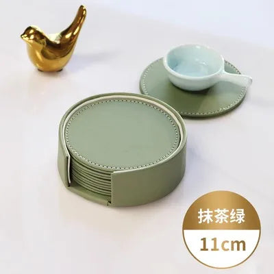 Aixiangru Set aus 6 schwarzen Leder-Untersetzern mit Halter – Elegante Getränkeunterlagen für Gläser & Tassen | Küchen- & Wohnaccessoires