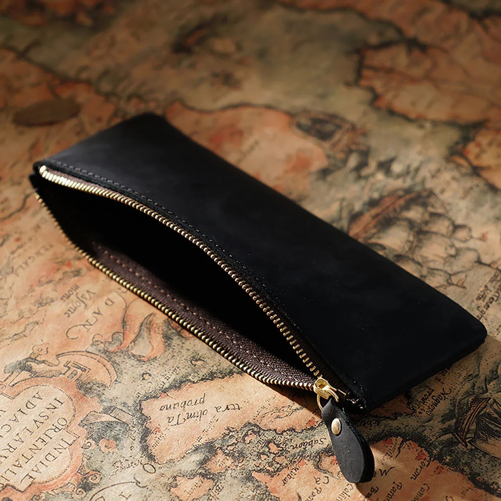 Handgefertigtes Vintage Leder Stifteetui mit Reißverschluss – Echtes Leder Pen Case für Büro, Schule & Reisen