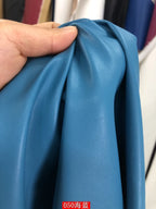 Dünnes weiches Kunstleder Meterware – Tissu en cuir PU élastique avec revêtement pour vêtements, sacs et projets de bricolage 