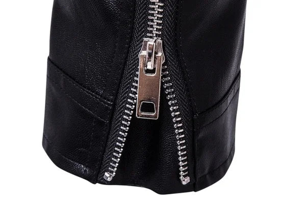 Herren PU-Lederjacke Slim Fit mit Stehkragen – Winddichte Motorradjacke im Punk Style mit diagonalem Reißverschluss für alle Jahreszeiten