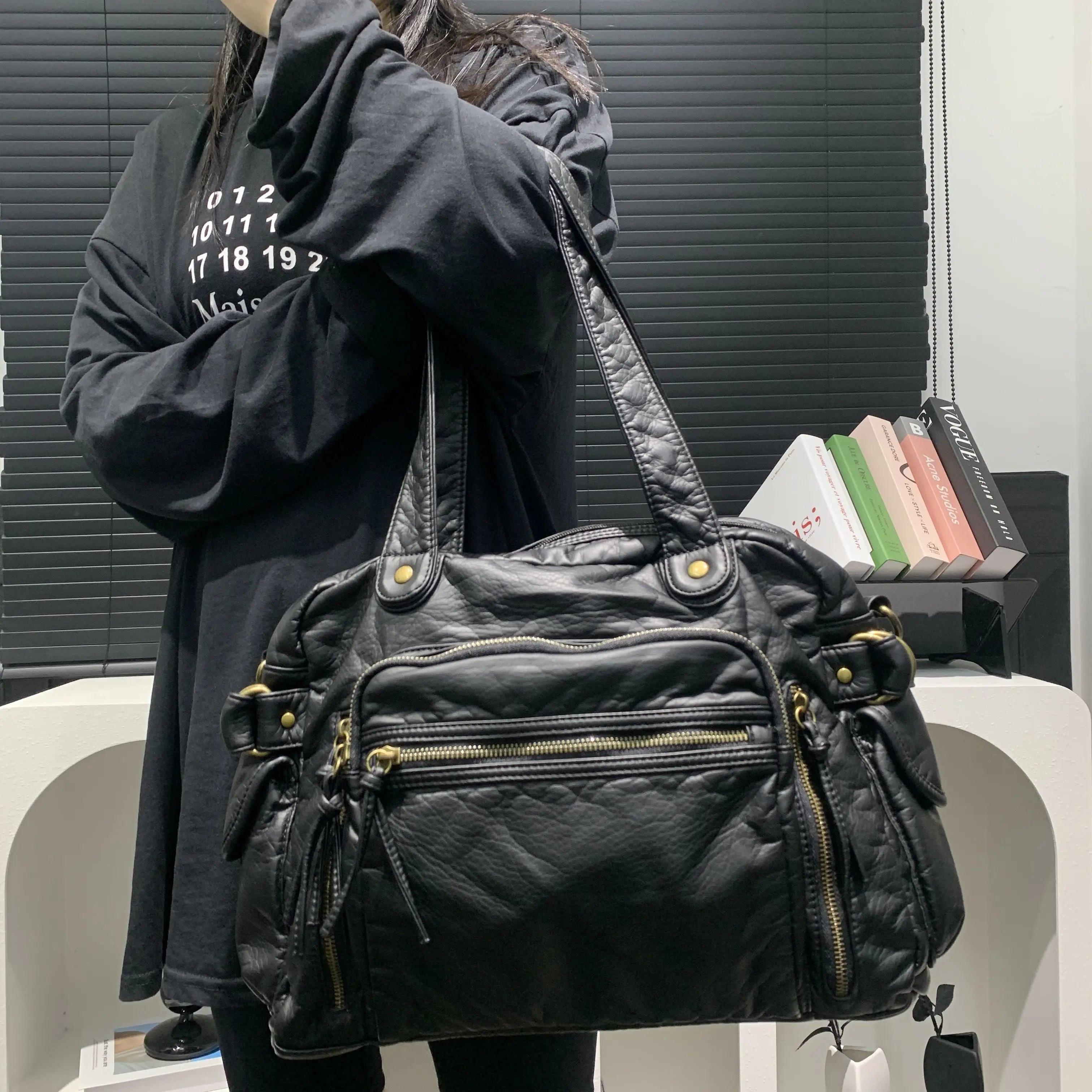 Damen Retro Tote Bag aus weichem PU-Leder – Große Y2K Punk Schulter- & Crossbody-Tasche mit Multi-Pockets