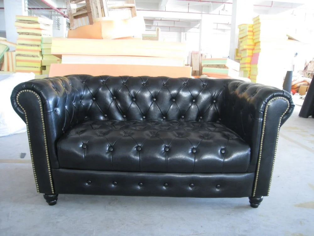 Luxus Chesterfield Sofa en cuir véritable – Canapé en cuir moderne 3 places avec meubles en bois pour salon, villa et bureau