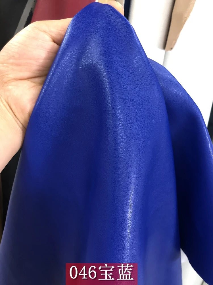 Dünnes weiches Kunstleder Meterware – Tissu en cuir PU élastique avec revêtement pour vêtements, sacs et projets de bricolage 