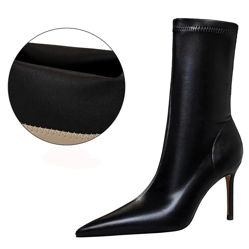 BIGTREE Damen Ankle Boots mit High Heel – Elegante Stiefeletten mit spitzer Zehenform & feminischem Design für Herbst & Winter