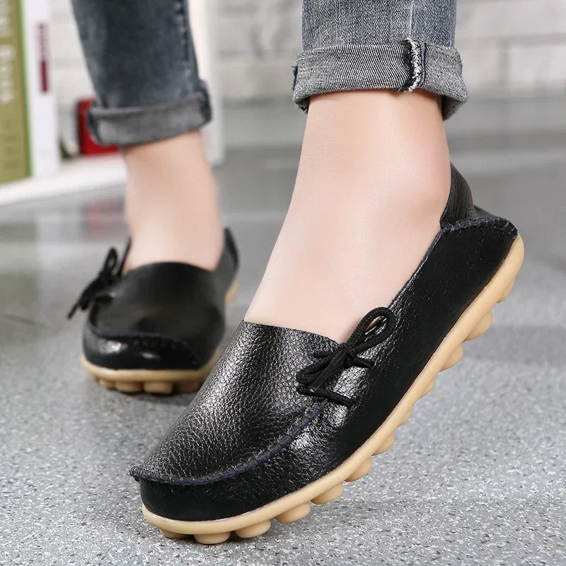 YBQJOO Damen Flats – Slip-On Mokassins aus echtem Leder, runde Zehen, bequeme Loafers für Alltag, Pflege & Plus Size 33-50