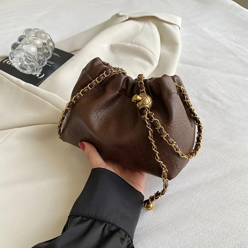 Damen Chain Shoulder Bag – Vielseitige PU-Leder Crossbody & Hobo Tasche mit Falten-Design