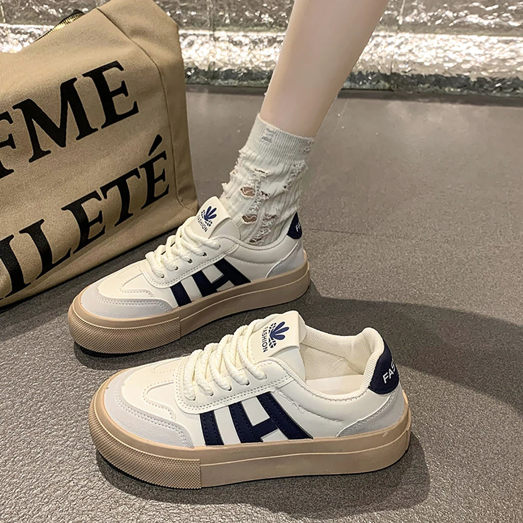 Damen Plateau Sneaker – Chunky Outdoor Trainer mit Höhenerhöhung aus Velours-Optik pour Frühling &amp; Herbst 