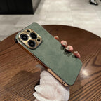 Funda práctica de lujo con soporte metálico para iPhone 11–17 Pro Max y Air – Funda de cuero con protección para cámara