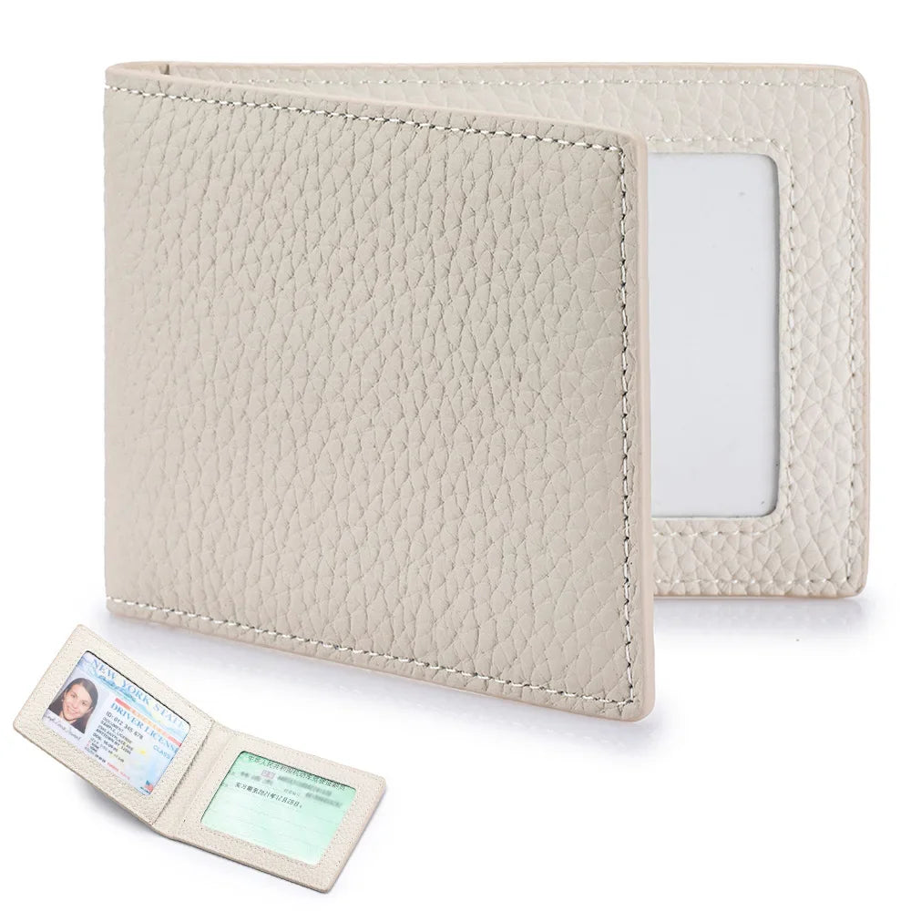 Ultradünne Leder Führerscheinhülle – Minimalistisches Bifold Kartenetui aus Echtleder mit Sichtfenster für Ausweis & Karten