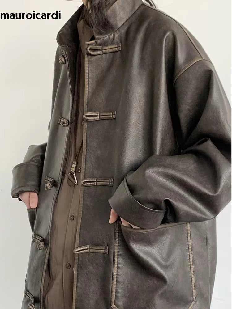 Mauroicardi Herren Oversized PU Lederjacke – Vintage Distressed Designerjacke mit Stehkragen im chinesischen Stil für Frühling & Herbst