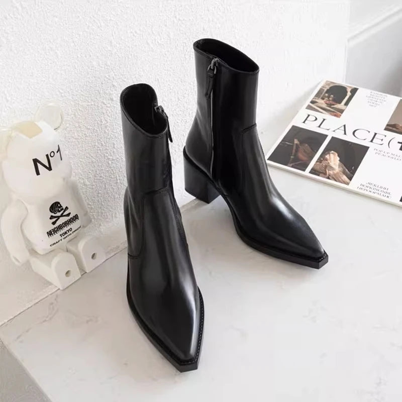 Elegante Damen Stiefeletten aus echtem Leder – Spitze Ankle Boots mit 6,5 cm Blockabsatz & Reißverschluss für Büro & Winter