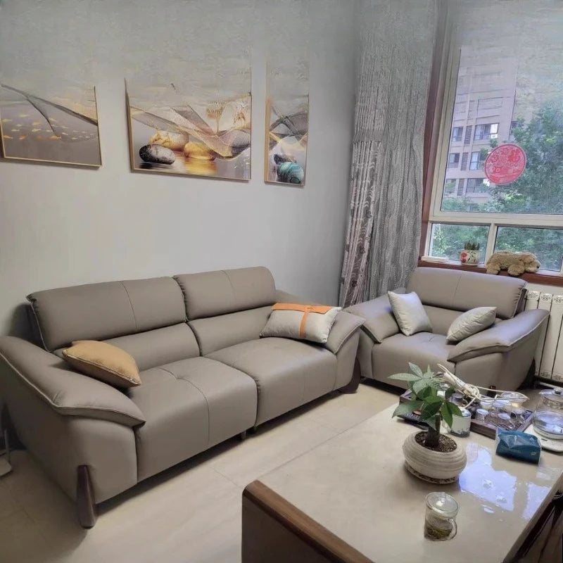 Modernes Leder Sofa in Creme – Minimalistisches Wohnzimmersofa mit Relax-Komfort, familienfreundliches Design für drinnen &amp; draußen 