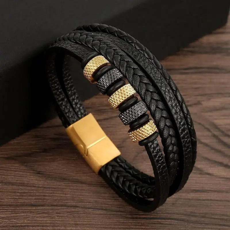 Klassisches Herren Lederarmband – Handgeflochtenes Multi-Layer Armband mit Magnetverschluss im modernen Punk-Style
