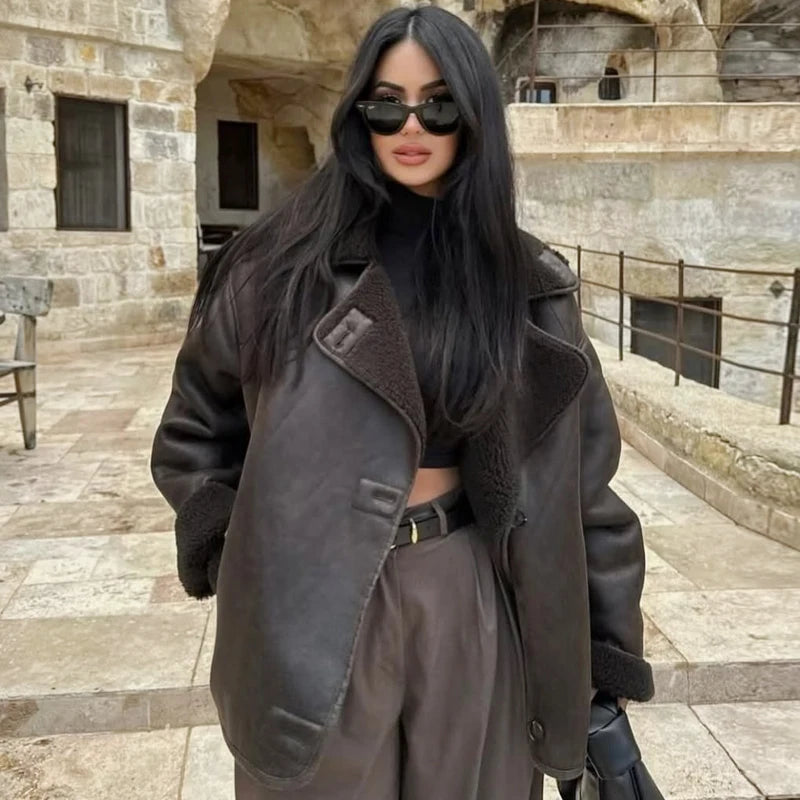 Damen Lederjacke mit Kunstfell – Kurze Winterjacke in Braun, wind- & wasserabweisend, High-Street Style