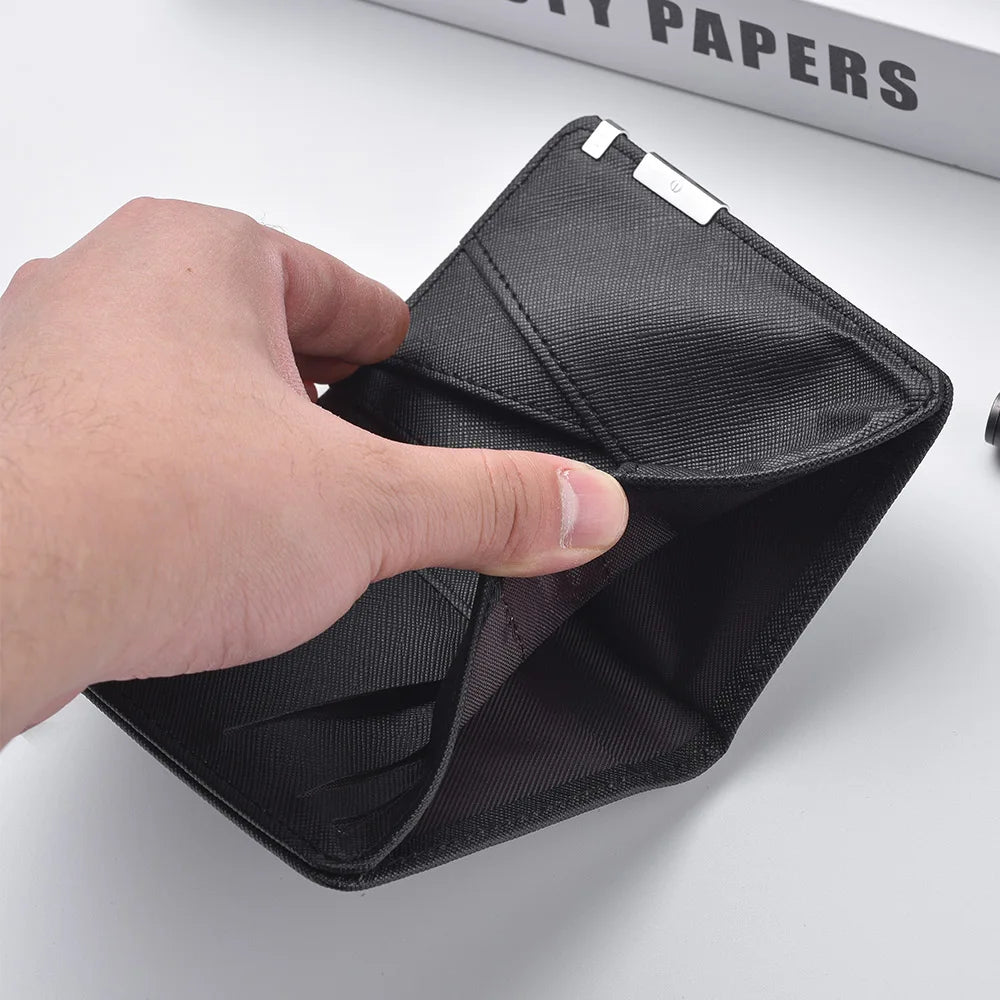 Schwarze Slim Wallet aus PU Leder – Mini Geldbörse mit Kartenfächern, Ausweishalter & Geometrischem Design
