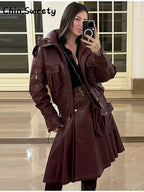 Damen Lederlook Zweiteiler 2025 – High-Street Set con chaqueta y manguera con abnehmbarer Kunstfell-Kapuze, Herbst- &amp; Winter-Outfit mit Stil