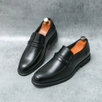 Mocasines de cuero de negocios para hombre: zapatos clásicos sin cordones con forma de zehenform, zapatos de vestir elegantes para la oficina, el tiempo alto y todos los días 
