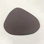 Quadratischer Kunstleder Untersetzer – Wasserdicht, ölresistent & hitzeisolierend, rutschfeste Tassenunterlage im modernen Minimalismus