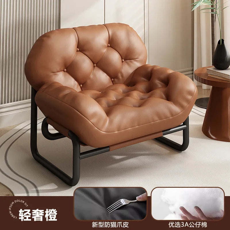 Moderner Leder-Relaxsessel mit Armlehnen & Fußhocker – Minimalistischer Single Sofa Chair in Weiß für Wohnzimmer, Balkon & Meditation