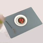 Nordic Style Leder Tischset – Rechteckige, wasserdichte & ölbeständige Platzmatte aus PVC für Zuhause, Hotel & Restaurant (30 × 45 cm)