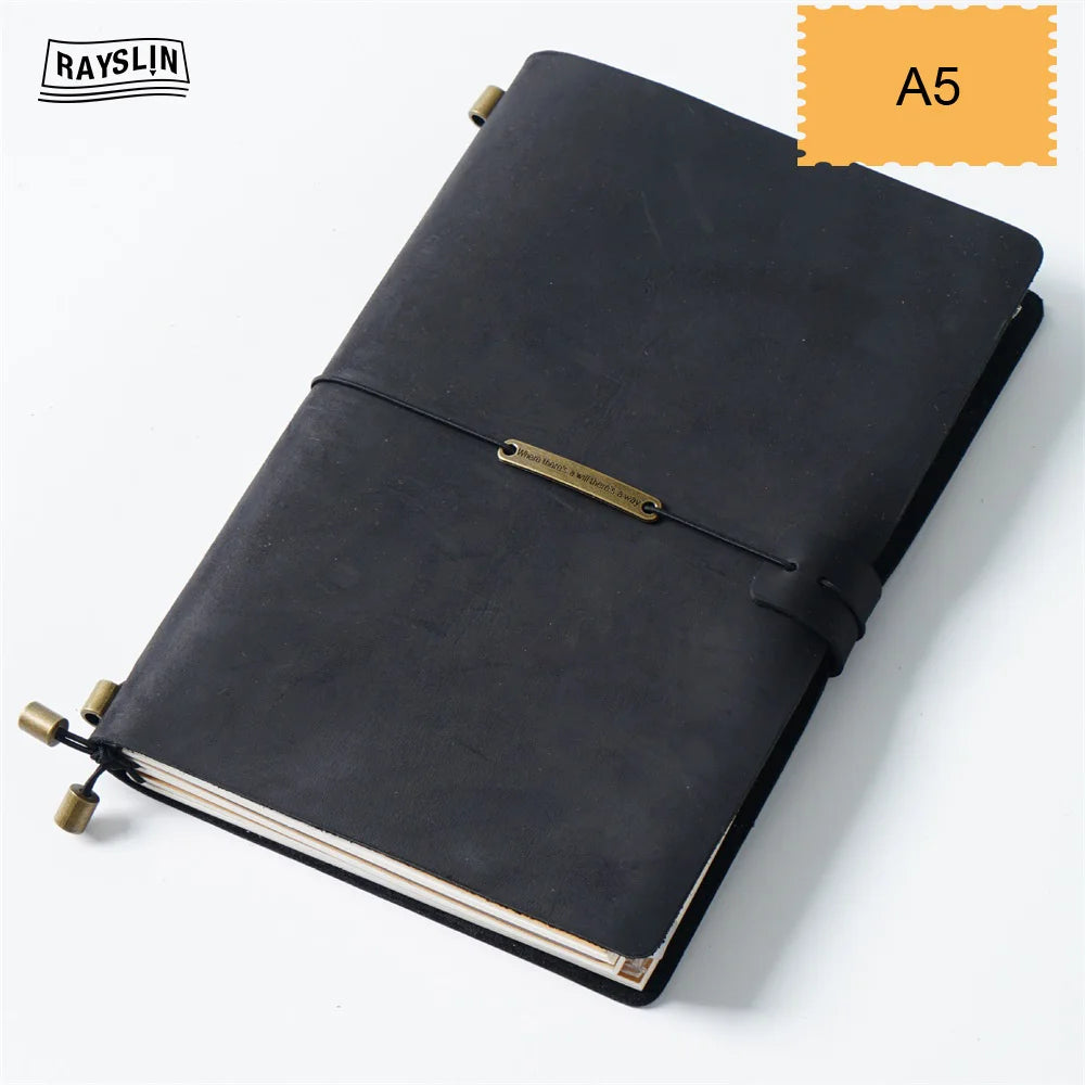 Edles Leder-Reisetagebuch aus Crazy-Horse-Rindsleder – Personalisierbares Notizbuch in 7 Farben & 4 Größen