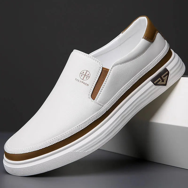 OLOMM Herren Ledersneaker 2025 – Slip-On Casual Schuhe, weiße Alltagssneaker, weich, komfortabel, Frühling/Sommer