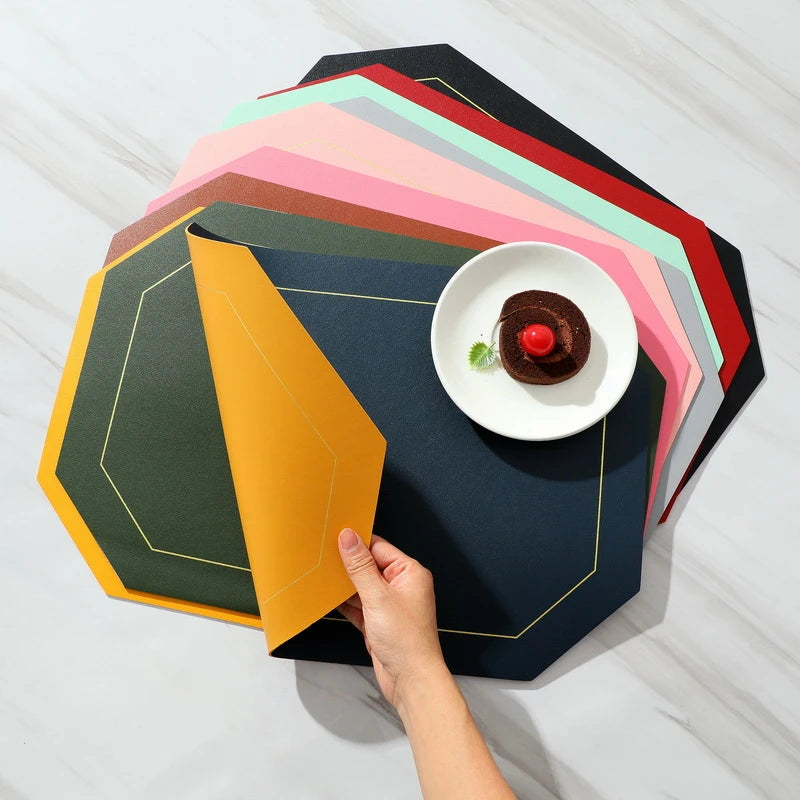 MOONBIFFY Quadratisches Leder-Tischset doppellagig – Ölfeste, hitzeisolierende Platzmatte im nordischen Stil aus PVC