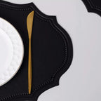Schwarze ovale Kunstleder Tischsets – Wendbare Luxus-Platzmatten aus weichem Kunstleder für Küche, Café & Esszimmer (1/2/4 Stück)