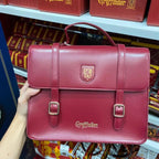 MINISO Harry Potter Rucksack & Crossbody Bag – PU Leder Schul- & Freizeitrucksack im Hogwarts Design für Damen & Herren