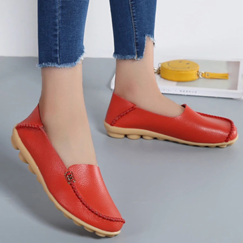 KUIDFAR Damen Flats 2024 – Bequeme Slip-On Loafers aus echtem Leder, Soft Moccasins für Alltag und Freizeit, Plus Size