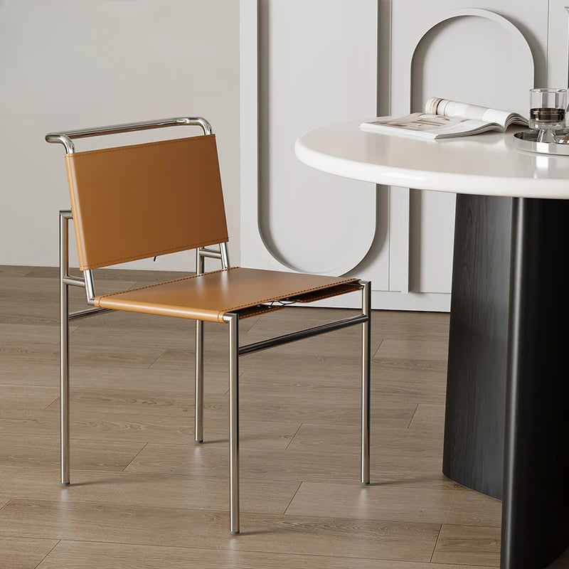 Nordischer Design-Esszimmerstuhl aus braunem Lederlook & Edelstahl – Moderner Luxus-Dining Chair für Küche & Esszimmer