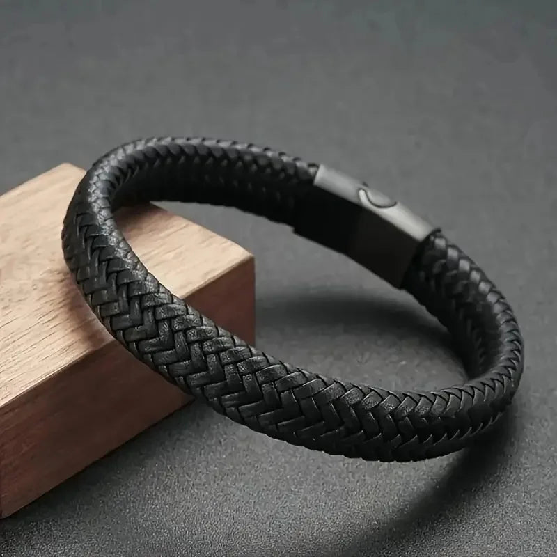 Brassard en cuir PU noir avec bracelet magnétique – Brassard élégant pour un harnais, style élégant