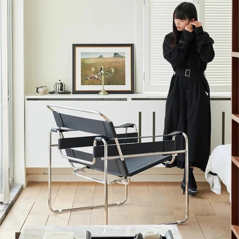 MOMO Lazy Sofa Chair aus Sattelleder – Skandinavischer Lounge- & Einzelsessel mit Edelstahlgestell und Armlehnen