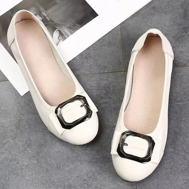 feerldi Damen Flats – Slip-On Loafers en PU-Leder, bequeme Mokassins, runde Zehen, Grande taille 41-42 