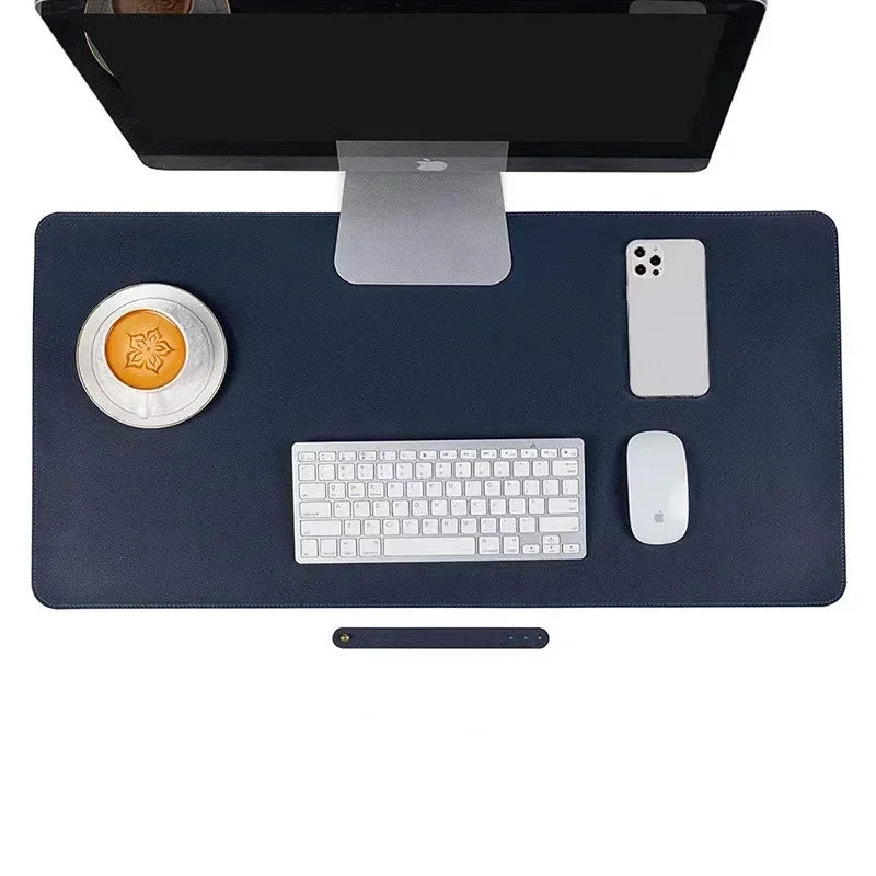 Gaming Mouse Pad aus PU Leder – Wasserdichte, rutschfeste Schreibtischunterlage in Uni-Farbe, einseitig & individuell anpassbar