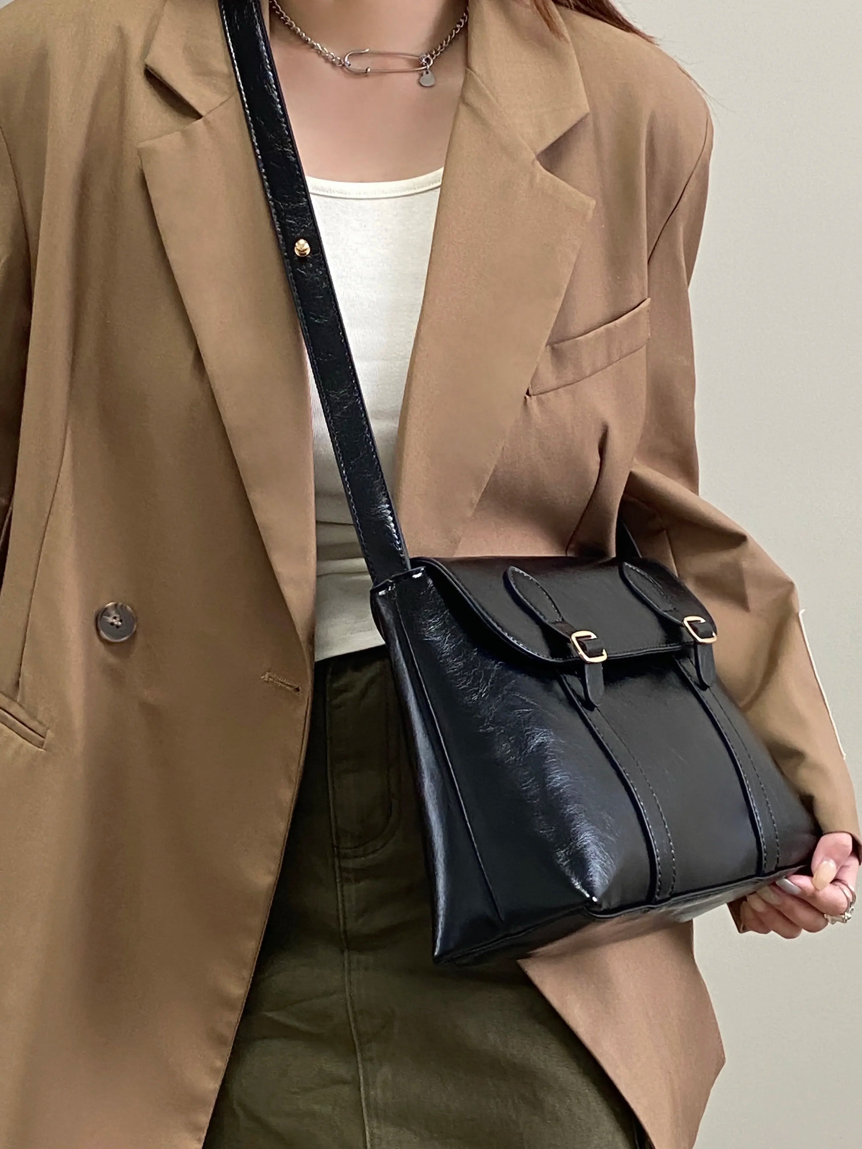 IMYOK Vintage Damen Schultertasche – Grand sac fourre-tout en cuir PU, sac messager pour l'université, le travail et les étiquettes